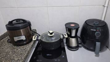 Kaffee und/oder Kaffeemaschine