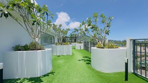 المنطقة المحيطة بالمنشأة