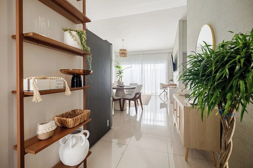 Tropical Nest - Modern Gated Home w/ Community Pool Near SJO. Pet-Friendly!