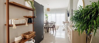 Tropical Nest - Modern Gated Home w/ Community Pool Near SJO. Pet-Friendly!