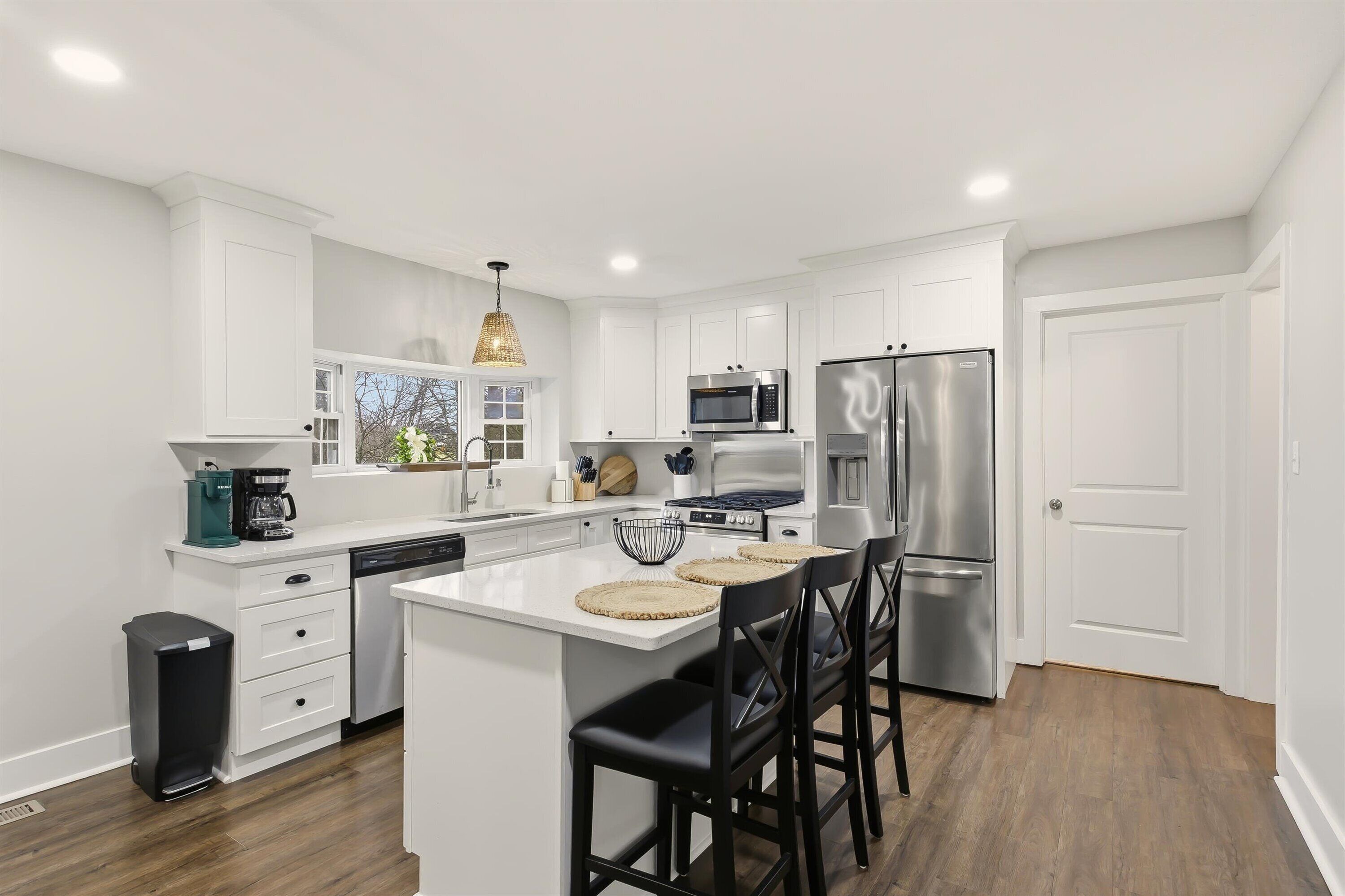 微波炉、烤箱、炉灶、洗碗机