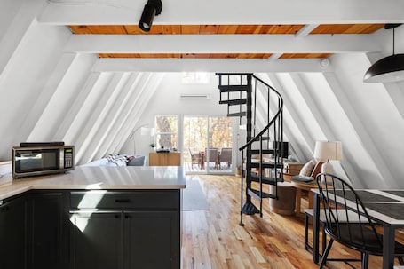 Interior. A‑Frame Cabin Near Bryce | Mtn Views + EV Charger