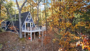 Property grounds - A‑Frame Cabin Near Bryce | Mtn Views + EV Charger (Shenandoah County)