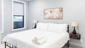 Unclassified image, 5 of 28, button - 20 Min to Times Square-Stylish 2 BR w/Parking (West New York)