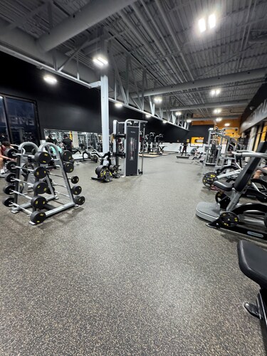 Stylish 2BR • Free Parking • 15 min to MTL