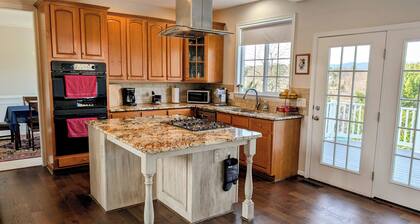 Charming 4-bedroom house in Woodstock perfect for your getaway