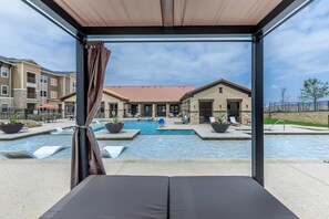 Exterior - Landing Beautiful 1bd, Game Room, Gym (Buda)