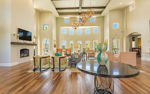 Landing Furnished Apartments - Fort Myers - Heritage Palms