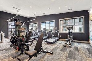 Fitness facility - Landing Beautiful 1bd, Gym, Pool (Seguin)