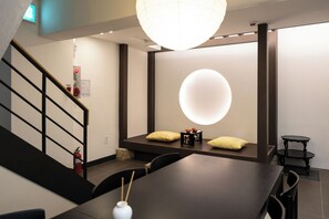 Bar lounge