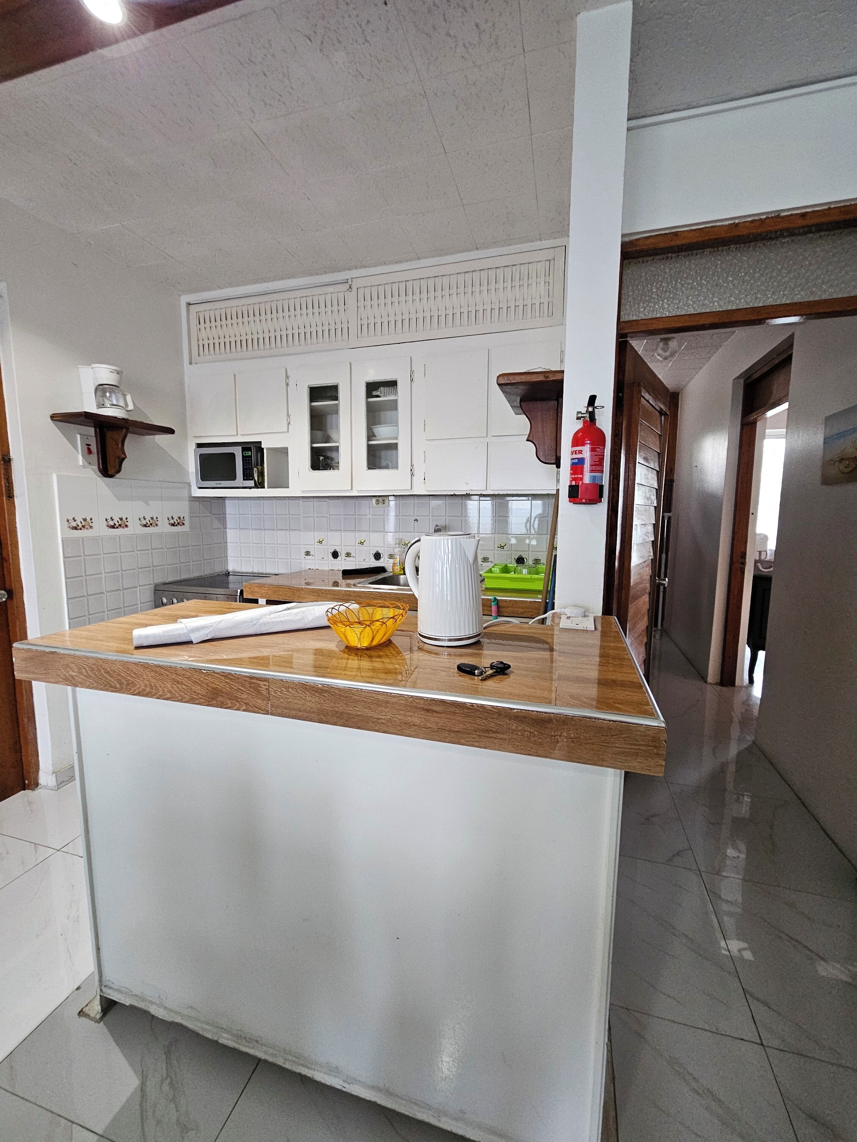 冰箱、微波  炉、烤箱、炉灶