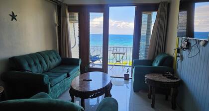 Seaview Condo Ocho Rios with private access to Mahogany beach