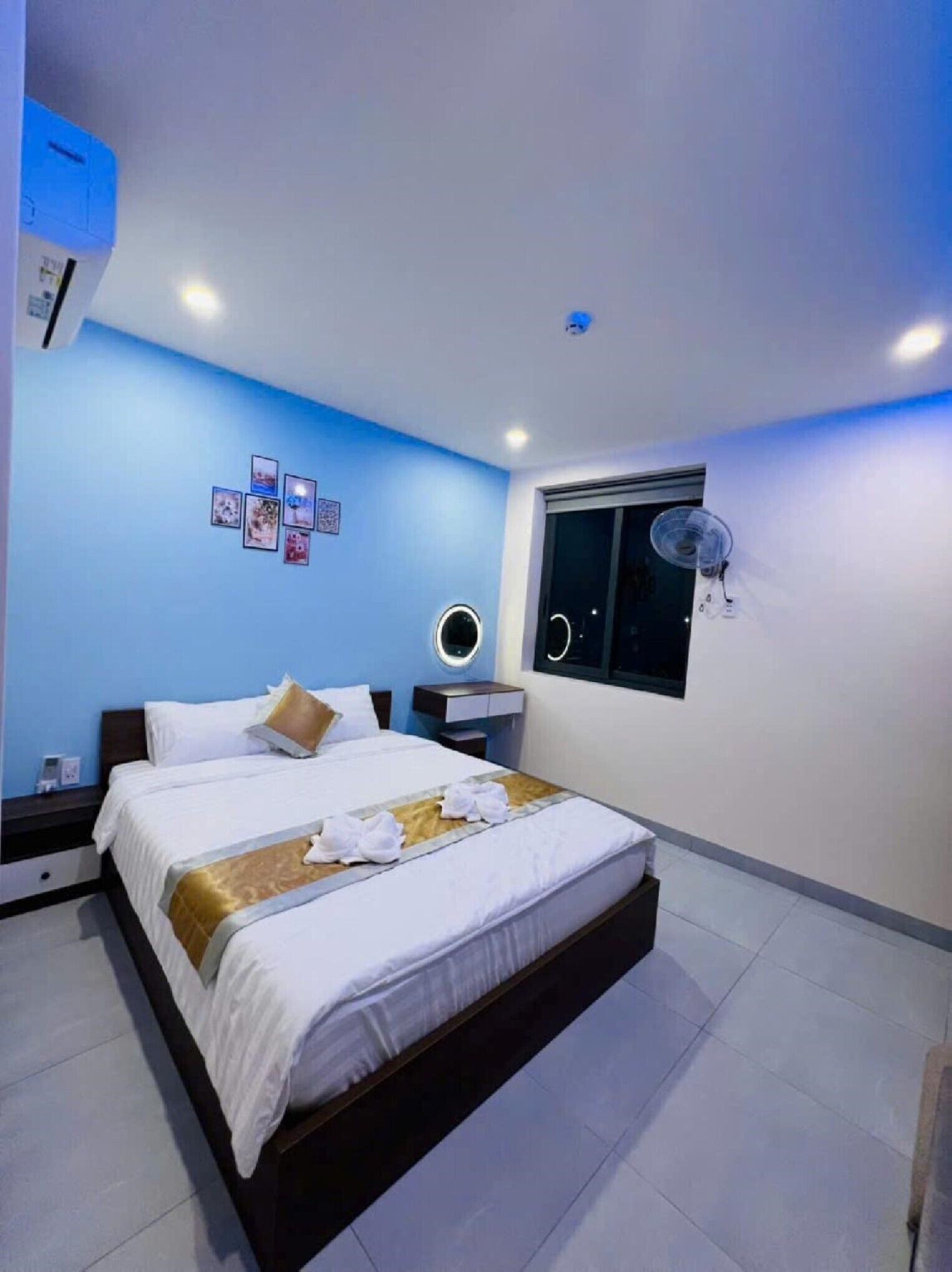 Schreibtisch, kostenloses WLAN, Bettwäsche