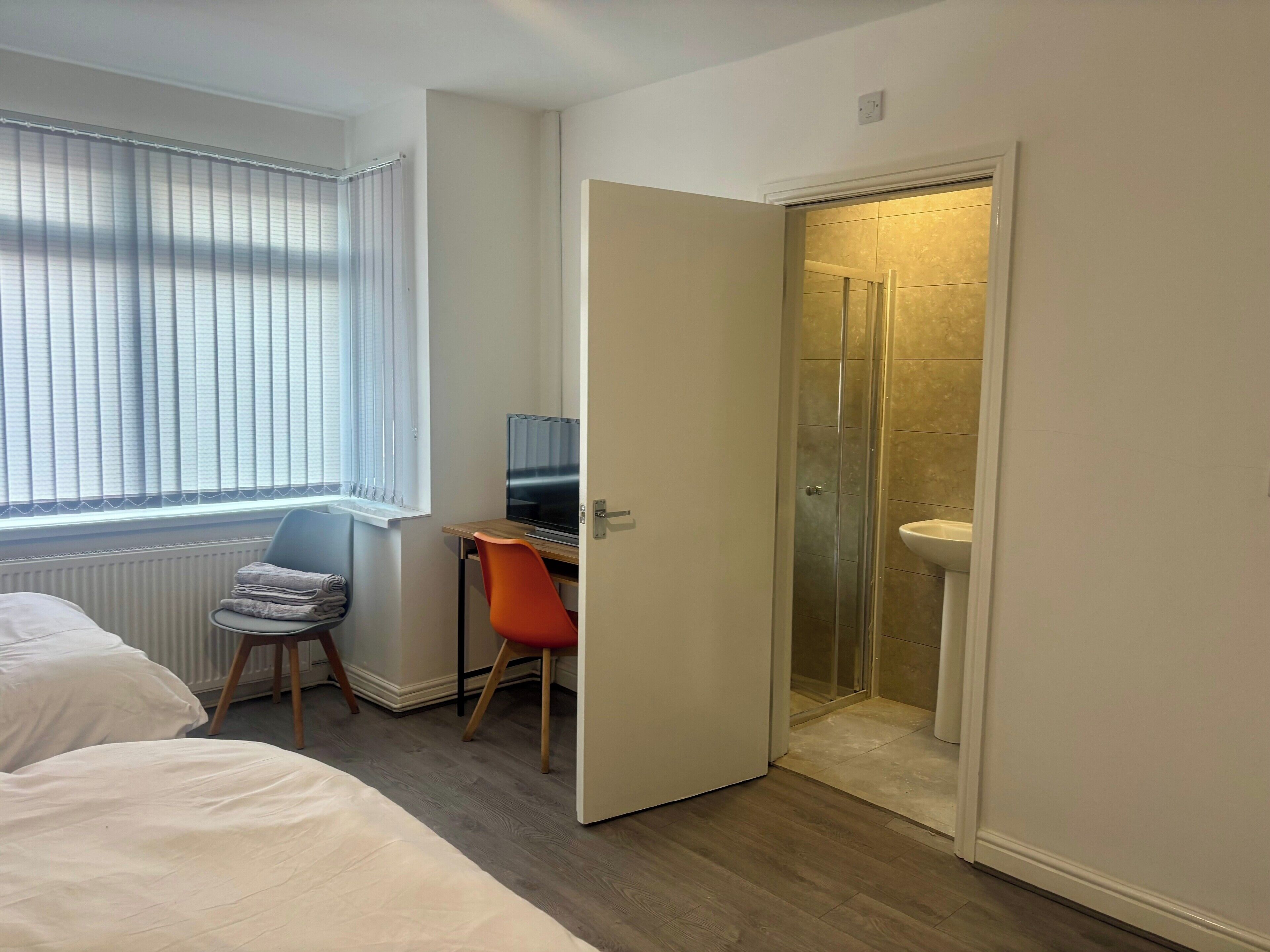 熨斗/熨衫板、Wi-Fi、床單、方便輪椅出入