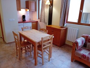 Dining - Apartment in Northern Alps With Balcony (Val-Cenis)