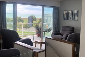 Unclassified image, 5 of 21, button - ‘Jupiter’ Bayview Town Centre 3 Bedroom Apartment (Timaru)