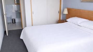 Desk, free WiFi, bed sheets