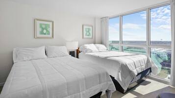 Fer et planche à repasser, Wi-Fi, draps fournis