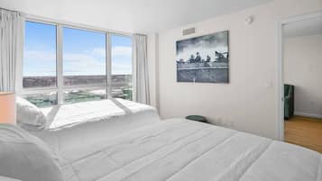 Bügeleisen/Bügelbrett, WLAN, Bettwäsche