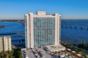 Exterior - Cozy Apartment in the Heart of Fort Myers (Fort Myers)