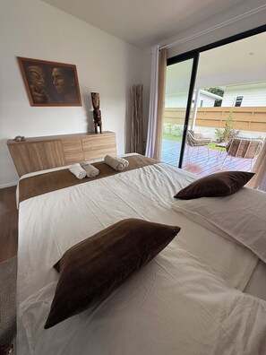 1 bedroom, Internet, bed sheets - Tiki Mahana Comfortable bungalow in moorea (Moorea-Maiao)