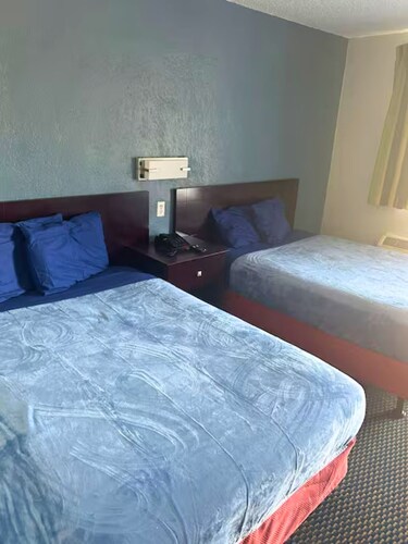 107 Double Beds Hotel Room