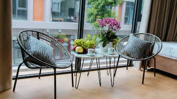 Escritorio y wifi gratis