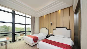 Classic Twin Room, City View | Desk, laptop workspace, blackout curtains, free WiFi