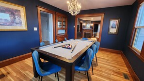 Game room - Prestigious Milton Designer Home (Milton)