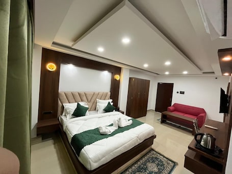 Servicios del alojamiento. HOTEL GK PALACE