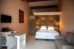 Free WiFi - Deluxe Studio Terrace 4* (CASENEUVE)