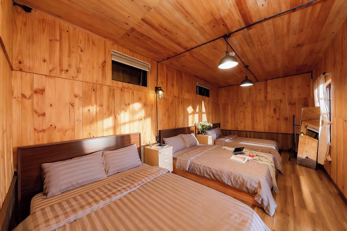 Family Triple Room | Laptop workspace, free WiFi