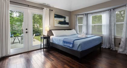 Cozy Home|4 KingBeds|Fenced Yard|Pets