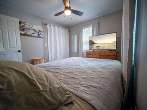 3 habitaciones, tabla de planchar con plancha, cuna de viaje y wifi 