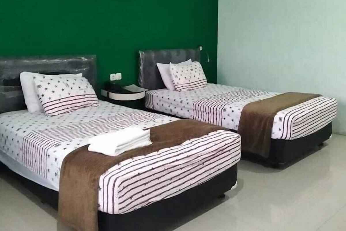 Twin Room | Free WiFi