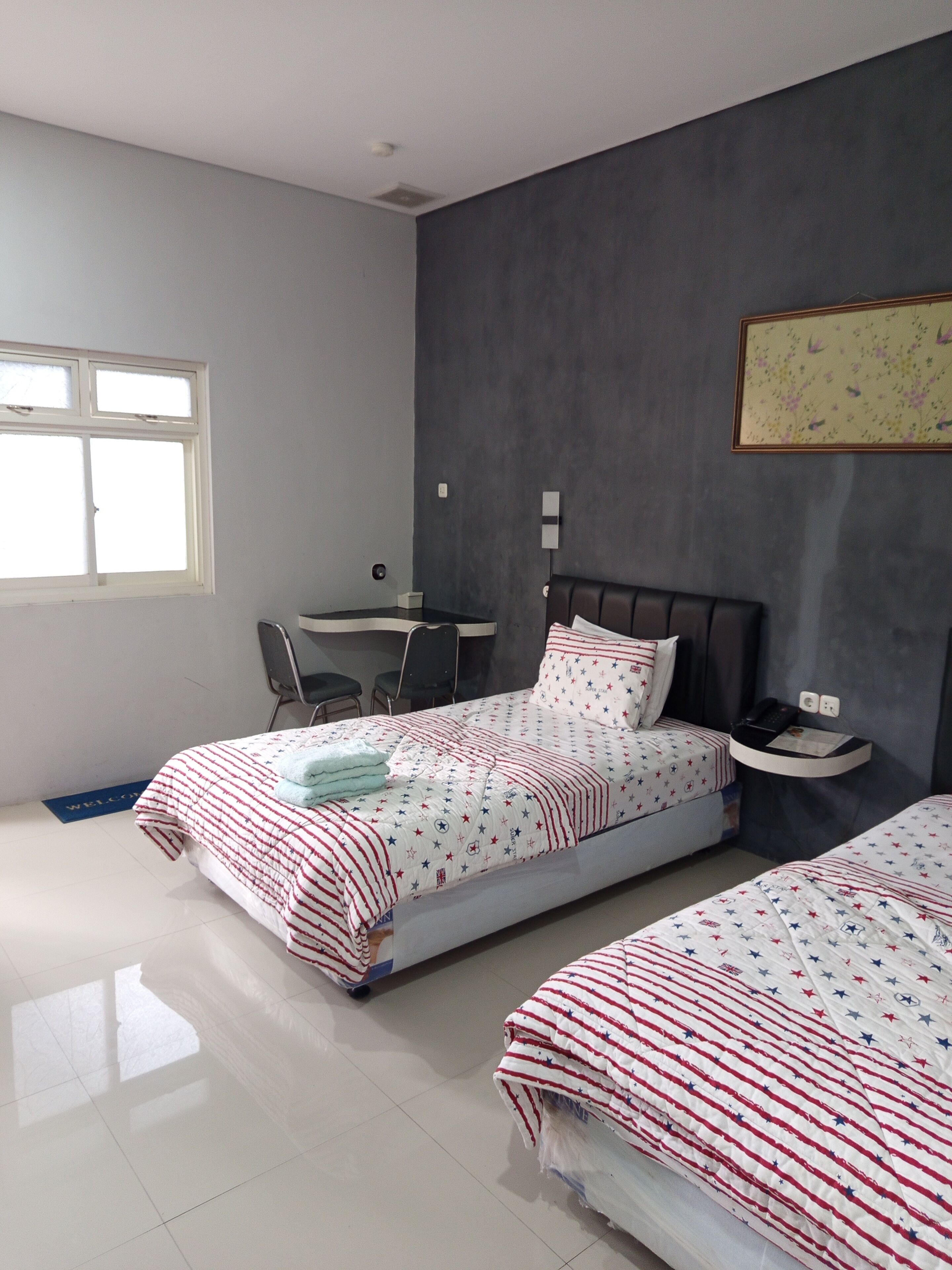 Twin Room | Free WiFi