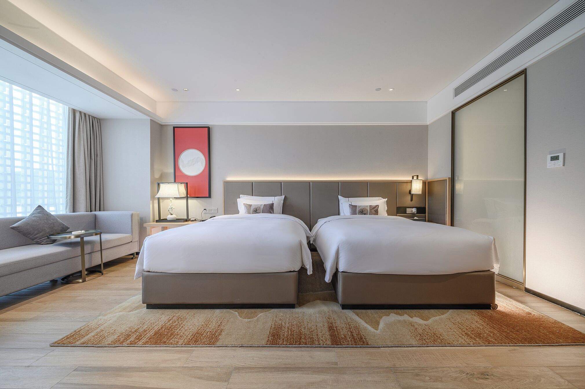 City-Doppelzimmer | Hochwertige Bettwaren, Daunenbettdecken, Pillowtop-Betten