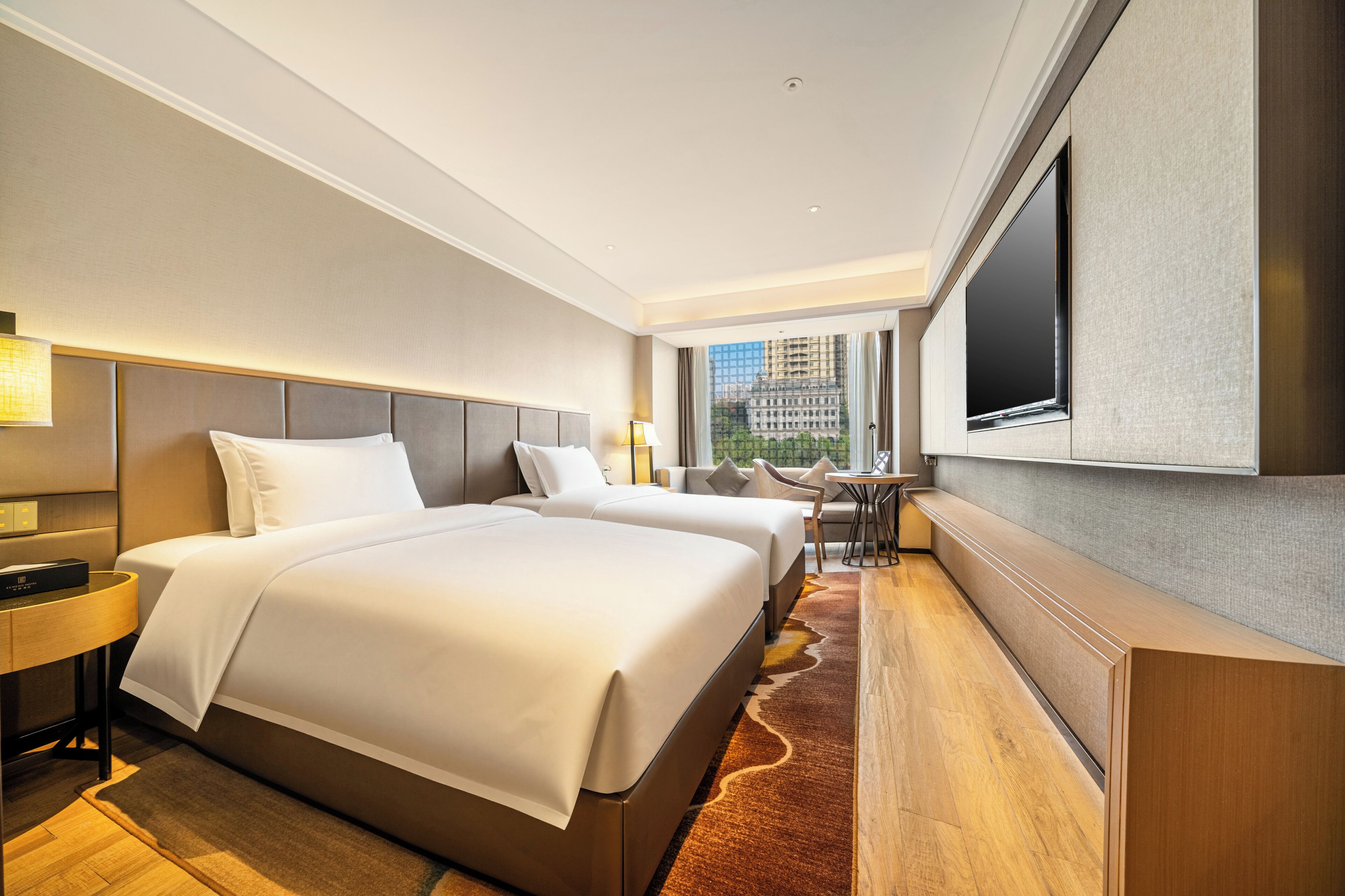 Basic-Doppelzimmer | Hochwertige Bettwaren, Daunenbettdecken, Pillowtop-Betten