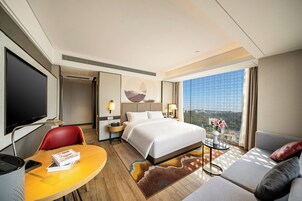 Panoramic Single Room | Premium bedding, down comforters, pillowtop beds, free minibar items