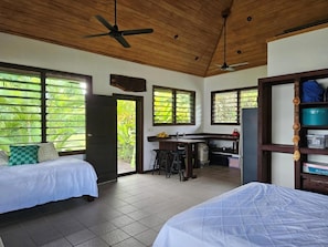 Internet, bed sheets