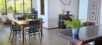 Vanuatu, Aroe Island Beach House