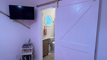 2 Schlafzimmer, Bügeleisen/Bügelbrett, WLAN, Bettwäsche