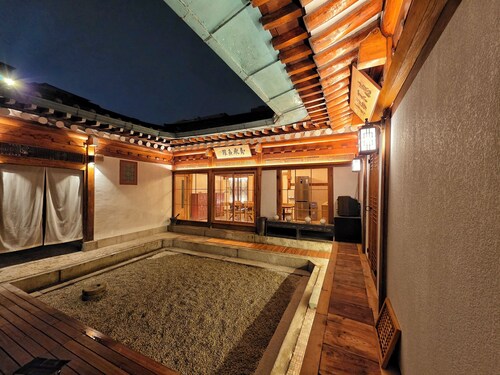 Damitory inn Dongmyo