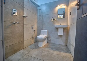 Bathroom - De Waves (Varkala)