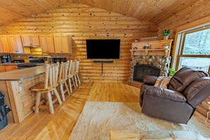 Interior - New Listing • Lakefront • Hot Tub • Near Pictured Rocks • Sleeps 12 (Wetmore)