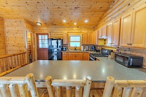 Fridge, microwave, oven, stovetop - Lost on Purpose-Just listed! Lakefront-Near Pictured Rocks National Lakeshore (Wetmore)