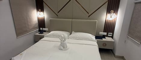 华丽双人房 | 办公桌、笔记本电脑工作区、免费 WiFi