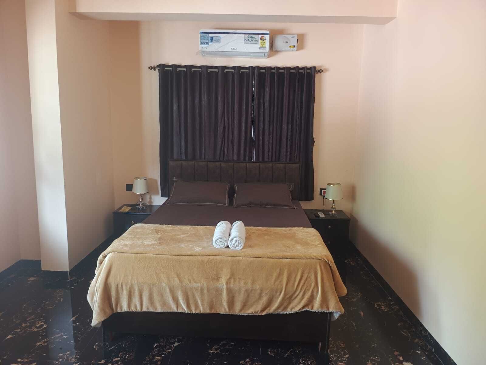 Premium bedding, free WiFi, bed sheets