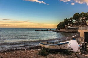Unclassified image, 3 of 30, button - Alteamar - Altea, Costa Blanca (Altea)