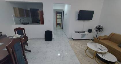 Lakeview Apartments - Luxurious stay a stone throw from the city centre.